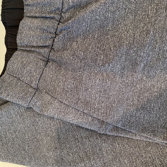 LULULEMON ON THE FLY 7/8 PANT Heather Black - Picture 5 of 7